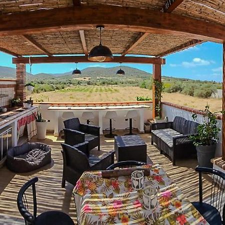 Mari & Monti Bed & Breakfast Giba Bagian luar foto